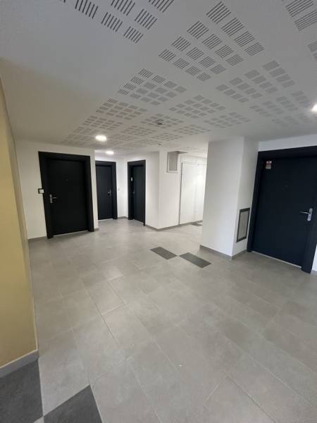 Travaux de peinture d'une résidence neuves de 81 logements à Istres