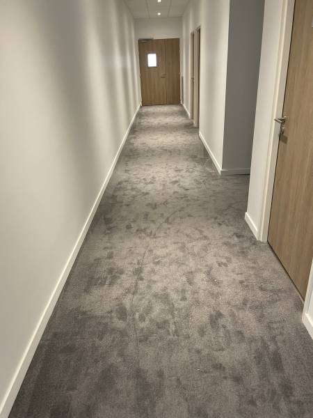 Travaux de Peinture Intérieur de Bureau et marquage parking à Marseille 13002