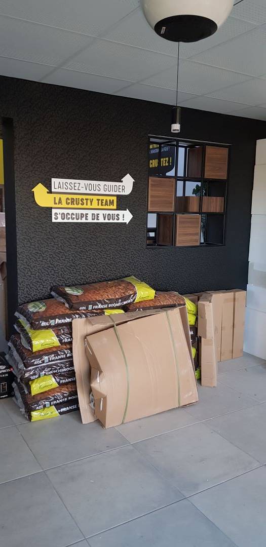 travaux de peinture pour l'interieur d'un restaurant à Manosque