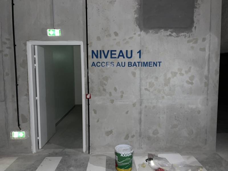 Travaux de Peinture Intérieur de Bureau et marquage parking à Marseille 13002